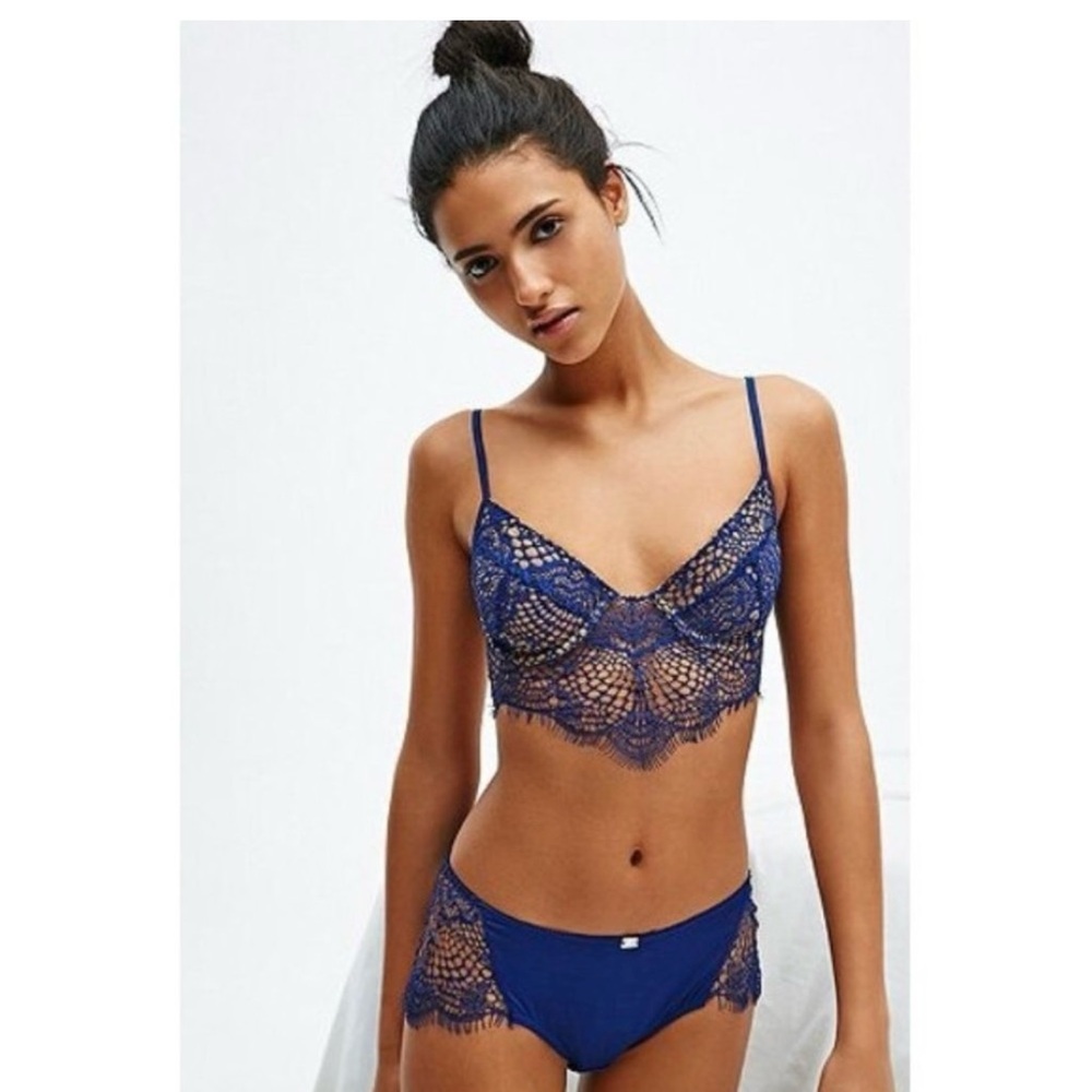 DISO!!! For Love & Lemons Bat Your Lashes Bralettes in Size Extra Large!!